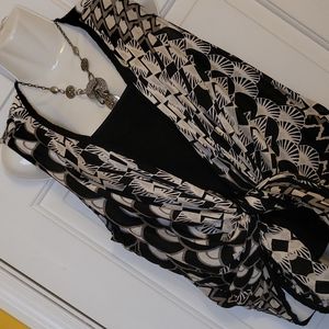 Colleen Lopez Black & White Open Front Drape Sleeveless Cardigan